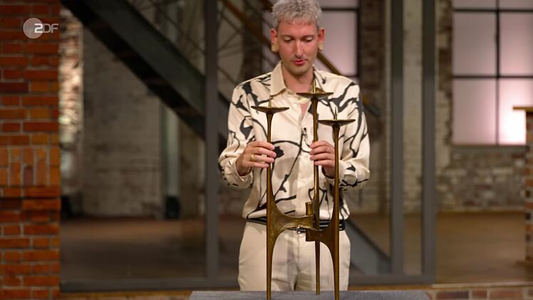 "Schick", staunte Fabian Kahl, als er den dreiteiligen Leuchter sah.