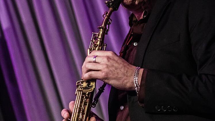 Impressionen vom Favo-Gastspiel bei "Leise am Markt": Volker SchlottFoto: Jochen Berger