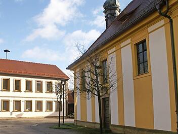 Beim "Tag des offenen Dorfes" in Medlitz wird das Bürgerhaus der Öffentlichkeit vorgestellt. Foto: Renate Neubecker