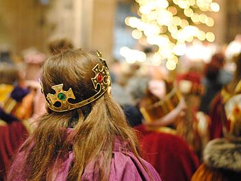 Auch 2020 sind die Sternsinger wieder im Erzbistum Bamberg unterwegs und bringen den Segen in jedes Haus.  Foto: Andreas Kraft