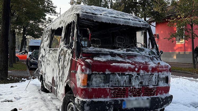 Brand in München - Großeinsatz von Polizei und Feuerwehr
