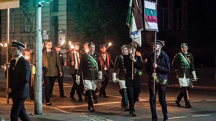 Impressionen vom CC-Fackelzug und der Mahnstunde auf dem Coburger MarktplatzFoto: Jochen Berger