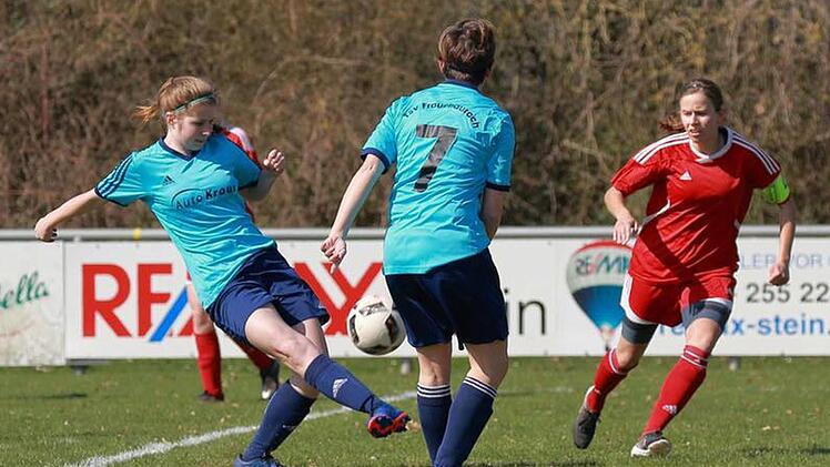 STV Deutenbach - TSV Frauenaurach. Die Gäste ließen nach der Pause mit vier Treffern nichts mehr anbrennen. Foto: privat