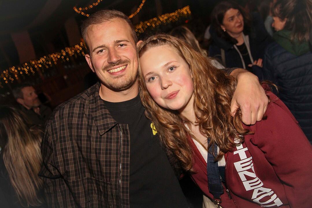 Gefeiert wurde mit der Kult-Partyrockband Radspitz!