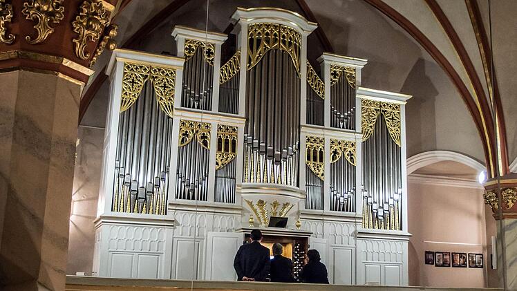 Blick auf die Hofmann-Orgel in der Kirche St. Georg in Neustadt.Foto: Jochen Berger