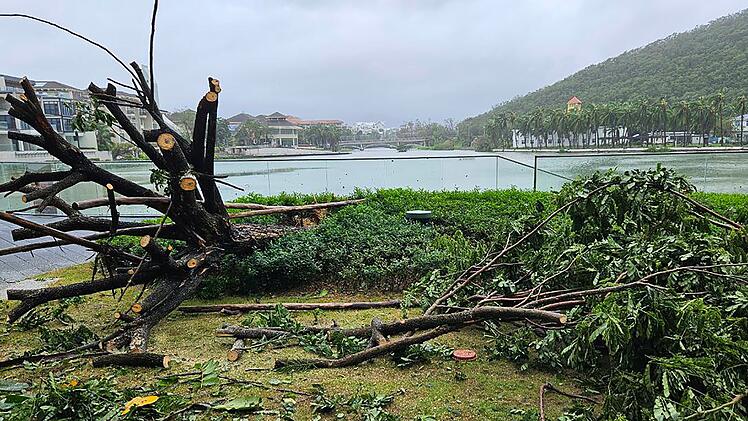 Taifun «Kajiki» - Hainan-Insel in China