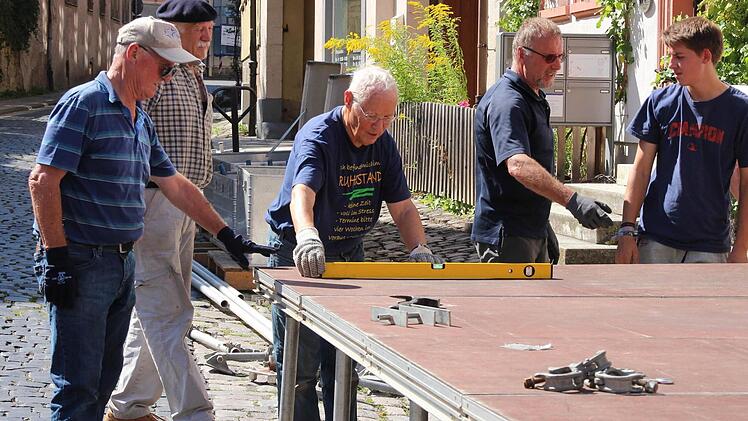 Präzises Arbeiten ist bei der Montage gefragt. Foto: Dieter Britz