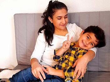 Yusef hat in den vergangenen Jahren tolle Fortschritte gemacht und ist ein fröhliches Vorschulkind, zur großen Freude seiner Mutter Yasmin Mohamad. Heute wird der Fünfjährige erneut an der Uniklinik Münster operiert.