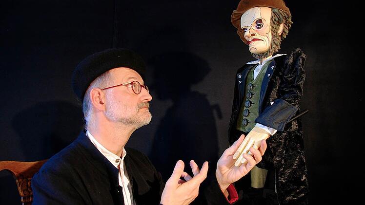 Thomas Glasmeyer bringt Wagners Ring des Nibelungen auf die kleine Bühne. Foto: Brigitta Kempe-Wolf