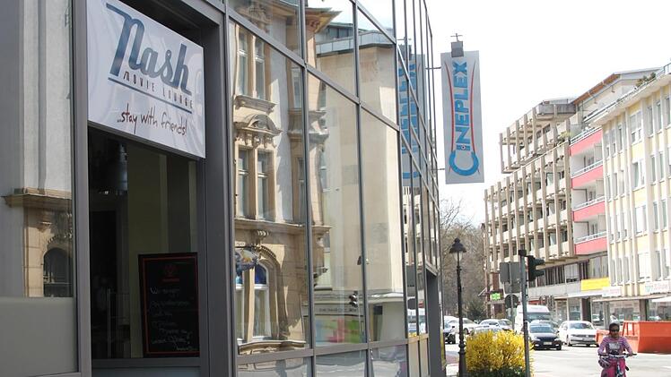 Seit Ende September ist das Kino-Restaurant "Nash" geschlossen. Michael Thomas von der Thomas Filmtheater GmbH hat noch keinen neuen Pächter gefunden. Foto: Alexander Hartmann