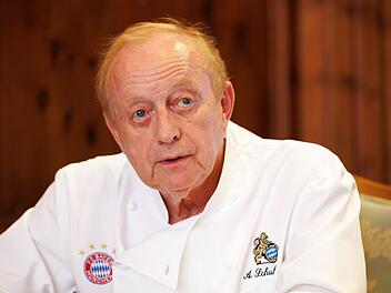 Alfons Schuhbeck hat im Laufe seines Lebens zahlreiche Restaurants gegründet. Alfons Schuhbeck hat im Laufe seines Lebens zahlreiche Restaurants gegründet.