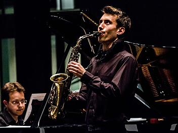 Duo Sax: Johannes Pfeuffer (Saxofon) und Andrei Bancio (Klavier) gastierten bei der Gesellschaft der Musikfreunde. Foto: Jochen Berger