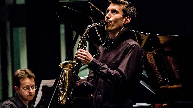 Duo Sax: Johannes Pfeuffer (Saxofon) und Andrei Bancio (Klavier) gastierten bei der Gesellschaft der Musikfreunde. Foto: Jochen Berger