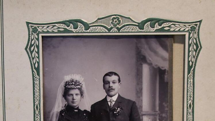 Dieses Hochzeitsfoto lag ebenfalls auf dem Dachboden. Thomas Malz