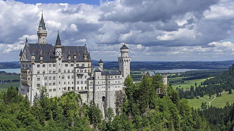 Flammen im Schlossrestaurant Neuschwanstein - chemische Reaktion von Putzmitteln