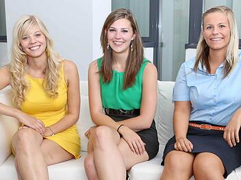 Samira, Sabrina und Isabella (von links) stellten sich im Mediengarten der Mediengruppe Oberfranken den Fragen von infranken.de. Foto: RiegerPress