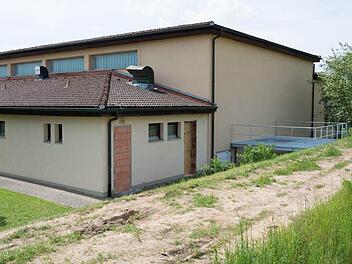 Die Henneberg-Halle in Steinach wird saniert.  Foto: Björn Hein