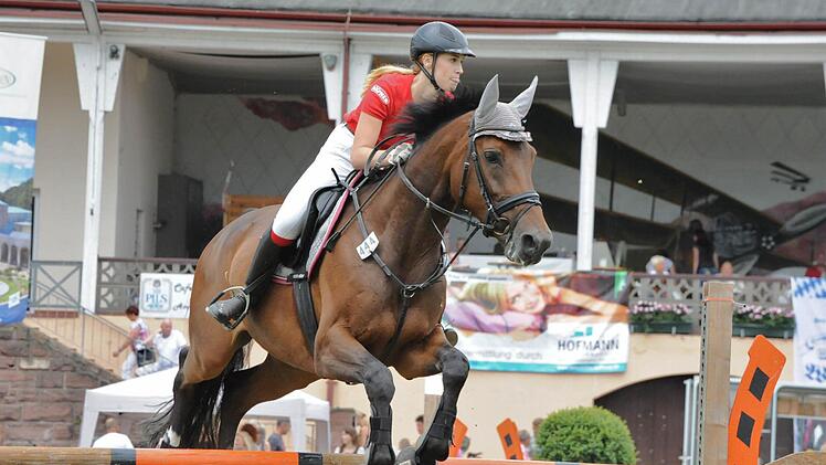 Szene vom Teamspringen.