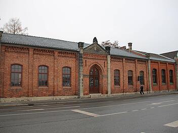 Die westliche Hälfte der alten Angerturnhalle dient heute als Veranstaltungsraum. Die östliche Hälfte beherbergt das Kinder- und Jugendzentrum Domino. Foto: Oliver Schmidt