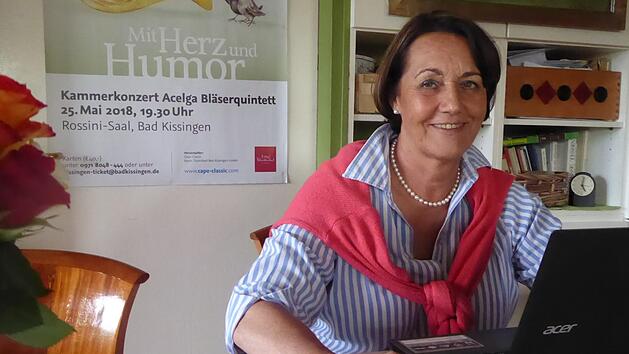 Gabi Zahn organisiert Benefizkonzerte, deren Erl&ouml;s afrikanischen Kindern zugutekommt.  Foto: Thomas Ahnert