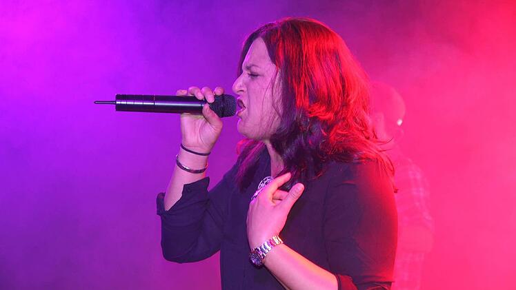 Sängerin Mona Kredel Foto: Mathias Erlwein