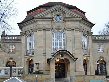 Das heutige Kurtheater wurde am 25. Juni 1905 in einem Festakt mit der Oper "Der Bajazzo" eröffnet.  Foto: Sigismund von Dobschütz