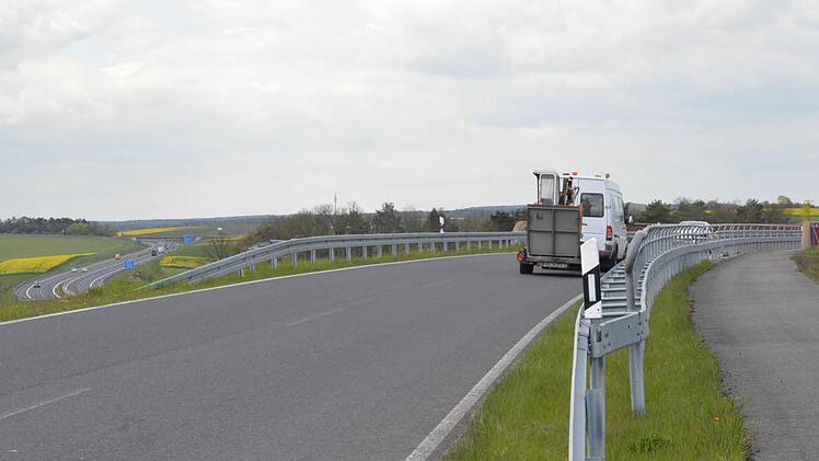 Mehr als 900 Fahrzeuge sind laut einer Verkehrszählung des Kreises täglich auf dem Ebenhäuserweg unterwegs. Foto: Isolde Krapf