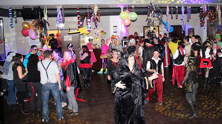 Viel Spaß hatten die Höchstadter Fosänachter in der Kulturfabrik. Foto: Johanna Blum