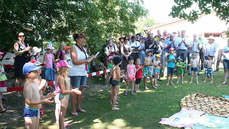 Im Steppacher Kindergarten, der nach Meinung seiner Leiterin "der schönste in ganz Bayern ist".  Foto: Evi Seeger