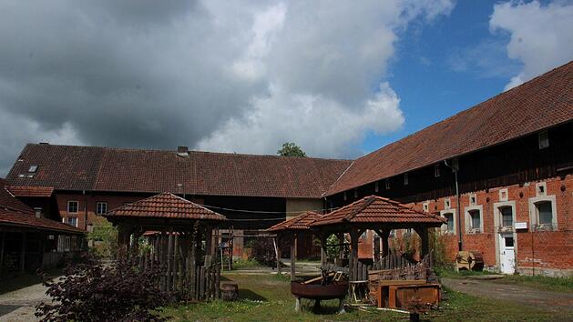 Die Ernstfarm befindet sich vor den Toren Coburgs im K&uuml;rengrund bei Scheuerfeld.