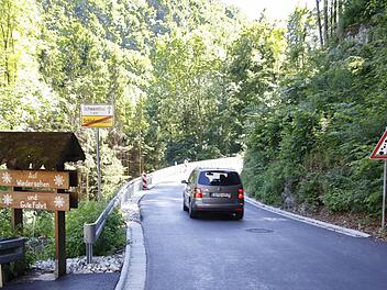 Die Straße zwischen Schweinthal und SchlehenmühleFoto: Löwisch
