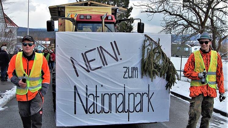 Faschingsumzug am Rosenmontag in Stangenroth. Foto: Sigismund von Dobschütz