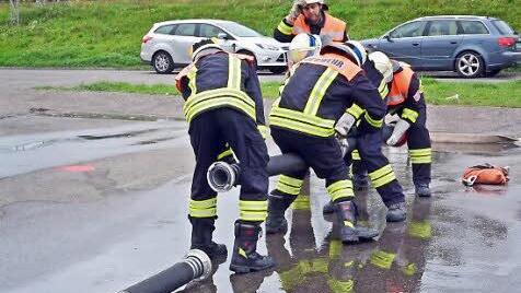 Die Freiwillige Feuerwehr Tütschengereuth im Einsatz Foto: privat