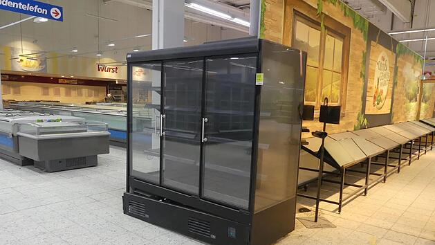 Letzter Real-Markt zu:  Alles wird versteigert - Interesse riesig