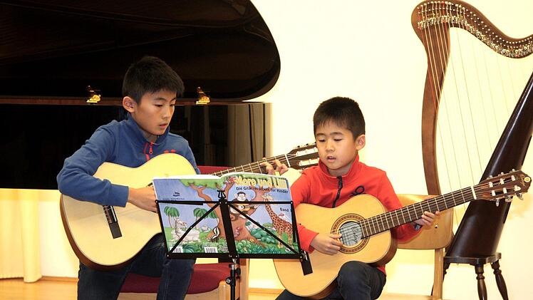 Das Familienkonzert belegt die erfolgreiche Arbeit der Musikschule.    Foto: Richard Sänger