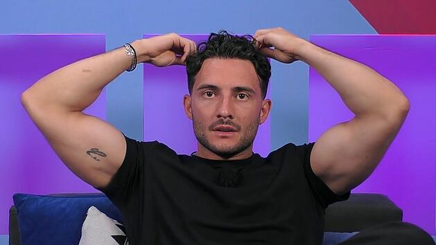 "Ihr d&uuml;rft das nicht ausstrahlen": Leonidas hadert mit seiner Intrige.