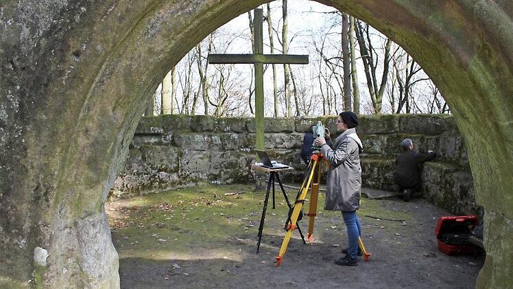 Vor kurzem wurde fanden bei Kemmern Untersuchungsarbeiten statt. Foto: Britta Ziegler
