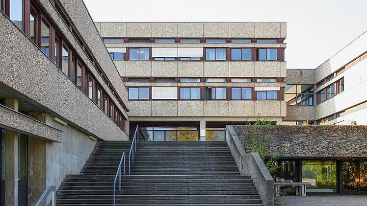 Zwischen Donnerstag und Sonntag sind die Täter ins Kaiser-Heinrich-Gymnasium eingebrochen. Foto: Matthias Hoch/Archiv