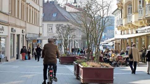 Noch verboten, doch die Ludwigstraße sollte laut Fix als Ost-West-Verbindung für Radler freigegeben werden.