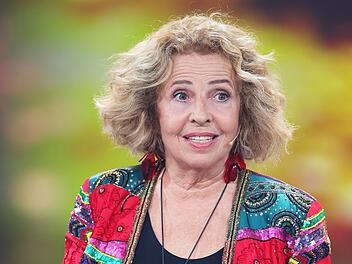 Michaela May sorgt sich um die finanzielle Lage von Schauspielerinnen und Schauspielern im Alter.