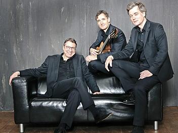 Das M&uuml;nchner Gitarrentrio pr&auml;sentiert eine Mischung aus Tradition und Moderne. Foto: Dominik Parzinger