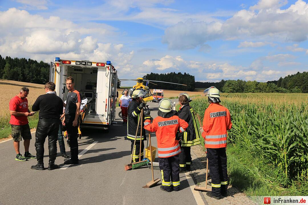 Unfall bei Oberfellendorf - zwei Schwerverletzte