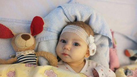 Emotionaler Aufruf zur Stammzellenspende: Die Eltern der kleinen Leevke hoffen auf einen Lebensretter. Foto: DKMS