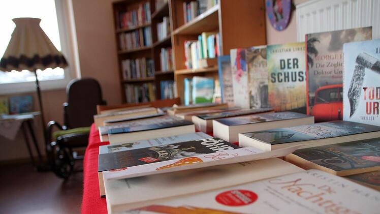 In der Gerodaer Bücherei finden sich neue und alte Bücher, Hörbücher und Spiele für Kinder und Erwachsene. Foto: Julia Raab