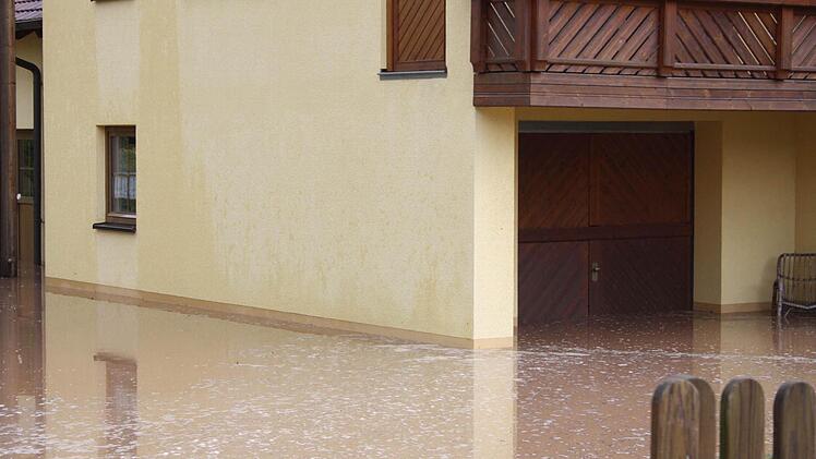 Zahlreiche Grundstücke wurden überflutet.