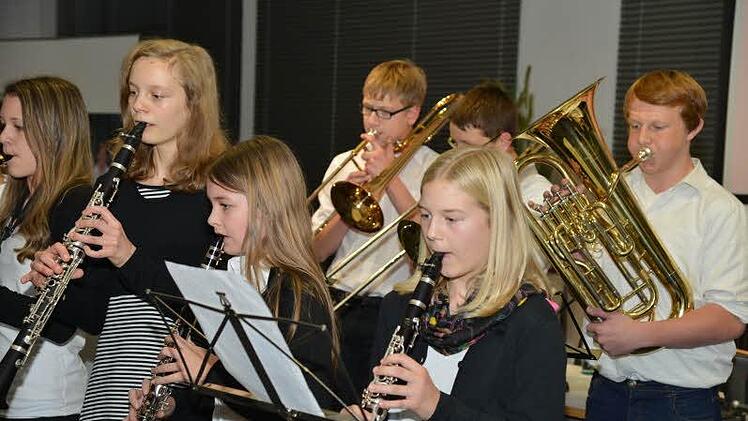 Die Bläsergruppe der Siegmund-Loewe-Realschule gewann in der kulturell-musischen Sparte. Fotos: Heike Schülein