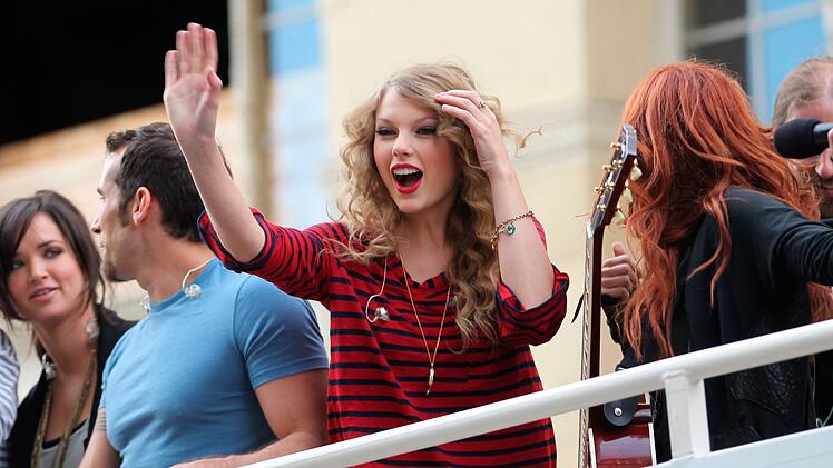 Von Anfang an erkannte Taylor Swift, wie wichtig die Bindung zu ihren Fans f&uuml;r ihren Erfolg ist.