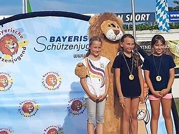 Emma Ruppert (l.) schaffte es auf den zweiten Platz. Foto: privat