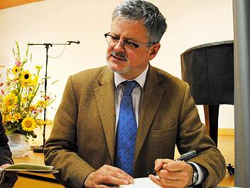 Der Historiker Christopher Clark traf in Coburg auf eine sehr interessierte Zuhörerschaft.  Foto: Carolin Herrmann
