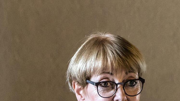 Ein abwechslungsreiches PRogramm rund um das Thema Puppen bot der Musizierkreis Neustadt unter der Leitung von Norbert Luche bei seiner Kaffeehausmusik. Die Moderation übernahm Christine Luche.Foto: Jochen Berger